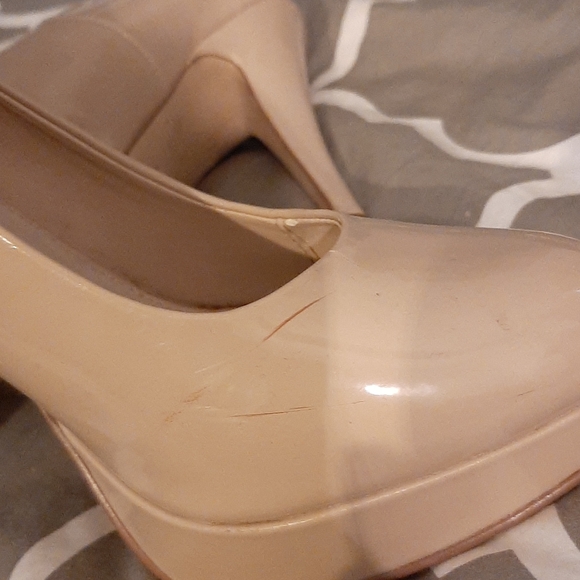 La château nude heels - Picture 5 of 6